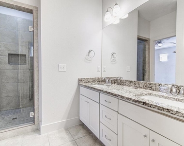 3301 Thomas Kincheon St - Photo Thumbnail 17