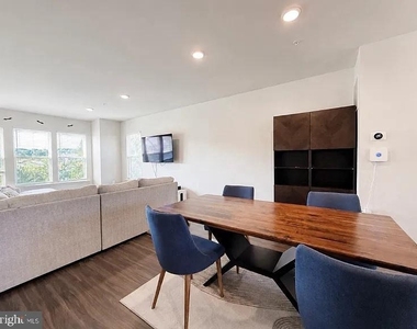 3491 Cormorant Drive - Photo Thumbnail 8