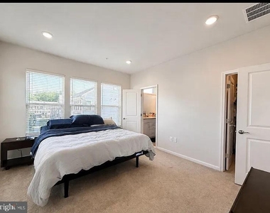 3491 Cormorant Drive - Photo Thumbnail 11