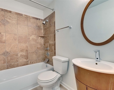 1505 Bridgeway Dr - Photo Thumbnail 6
