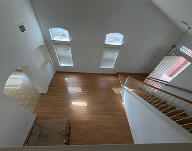15205 Valerian Tea Dr - Photo Thumbnail 3