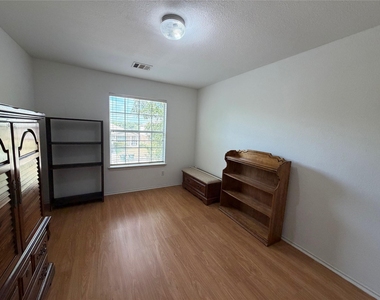 15205 Valerian Tea Dr - Photo Thumbnail 10
