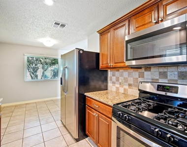 11529 Sandy Loam Trl - Photo Thumbnail 6