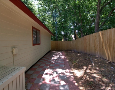 6201 Soft Wind Cir - Photo Thumbnail 15