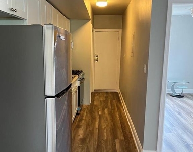 4219 Brooks Street Ne - Photo Thumbnail 1