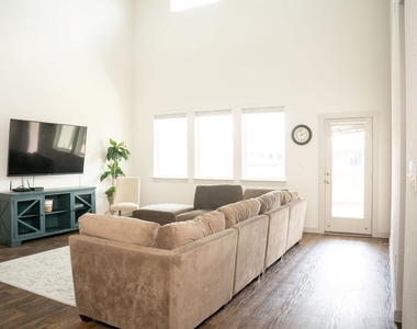 120 Wichita River Rd - Photo Thumbnail 8