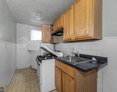 4208 Foote Street Ne - Photo Thumbnail 11