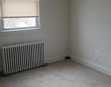 4208 Foote Street Ne - Photo Thumbnail 21