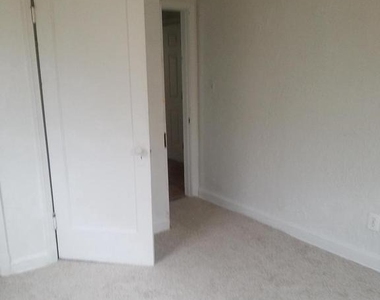 4208 Foote Street Ne - Photo Thumbnail 19