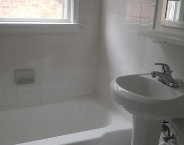4208 Foote Street Ne - Photo Thumbnail 12