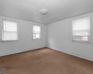 4208 Foote Street Ne - Photo Thumbnail 10