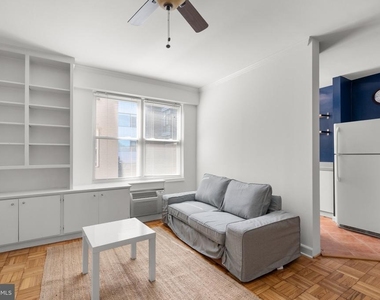 2130 N Street Nw - Photo Thumbnail 10