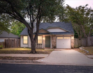 803 Kavanagh Dr - Photo Thumbnail 1