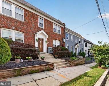 1333 Adams Street Ne - Photo Thumbnail 30