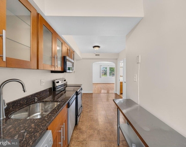 1333 Adams Street Ne - Photo Thumbnail 18