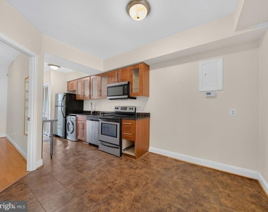 1333 Adams Street Ne - Photo Thumbnail 10
