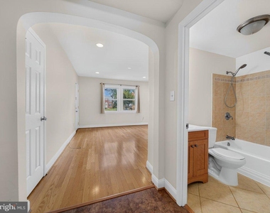 1333 Adams Street Ne - Photo Thumbnail 11