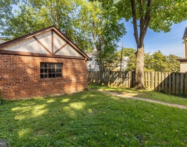 3719 Windom Place Nw - Photo Thumbnail 39