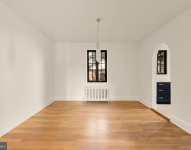 3719 Windom Place Nw - Photo Thumbnail 16