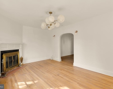 3719 Windom Place Nw - Photo Thumbnail 13