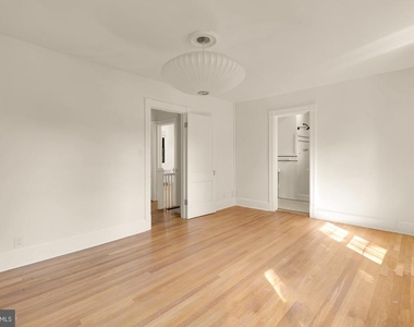 3719 Windom Place Nw - Photo Thumbnail 32