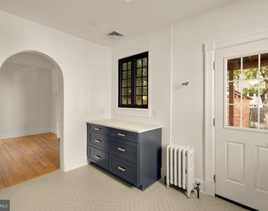 3719 Windom Place Nw - Photo Thumbnail 23