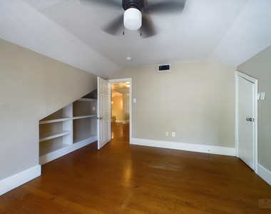705 E 32nd St - Photo Thumbnail 33