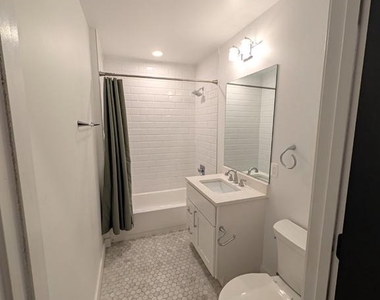 838 Varnum Street Nw - Photo Thumbnail 3