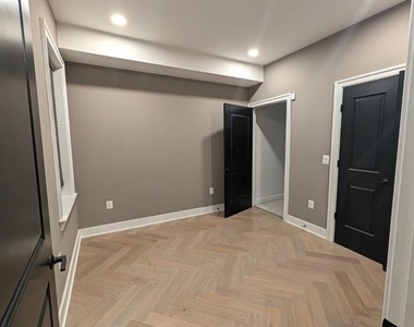 838 Varnum Street Nw - Photo Thumbnail 4