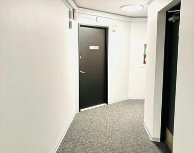 1545 18th Street Nw - Photo Thumbnail 8