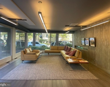 1545 18th Street Nw - Photo Thumbnail 11