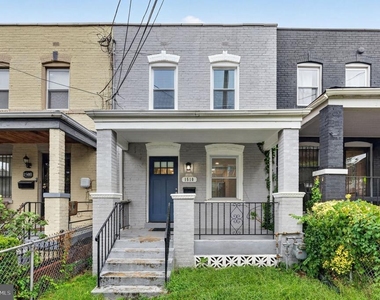 1510 Howard Road Se - Photo Thumbnail 1