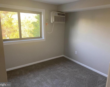 3103 Naylor Road Se - Photo Thumbnail 8