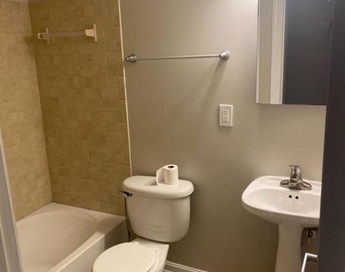 3103 Naylor Road Se - Photo Thumbnail 7