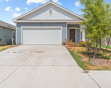 115 Bluegill Dr - Photo Thumbnail 3