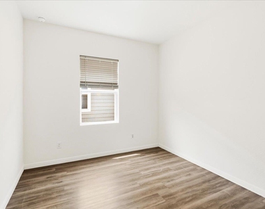 115 Bluegill Dr - Photo Thumbnail 24