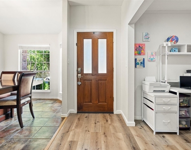 9024 Heiden Ln - Photo Thumbnail 11