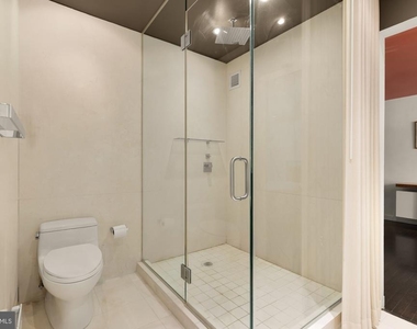 2725 39th Street Nw - Photo Thumbnail 14