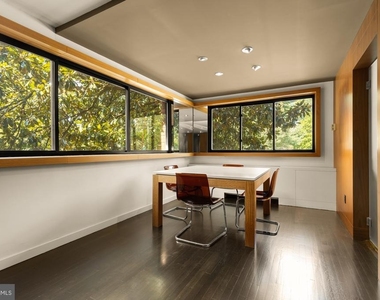 2725 39th Street Nw - Photo Thumbnail 4