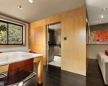 2725 39th Street Nw - Photo Thumbnail 6