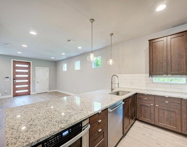 5308 Downs Dr - Photo Thumbnail 7