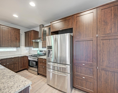 5308 Downs Dr - Photo Thumbnail 9