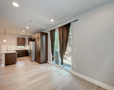 5308 Downs Dr - Photo Thumbnail 12