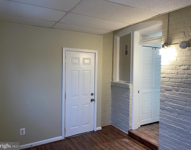2210 Nicholson Street Se - Photo Thumbnail 14