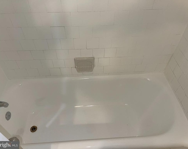 2210 Nicholson Street Se - Photo Thumbnail 19