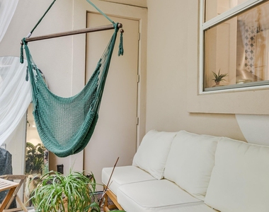 1529 Barton Springs Rd - Photo Thumbnail 18
