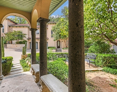 1529 Barton Springs Rd - Photo Thumbnail 20
