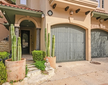 1529 Barton Springs Rd - Photo Thumbnail 19