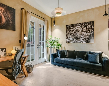 1529 Barton Springs Rd - Photo Thumbnail 13