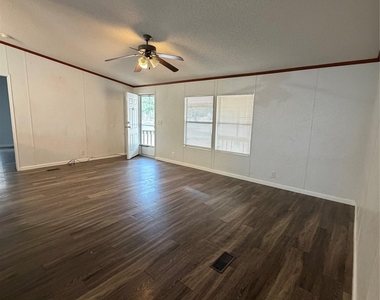 177 Jeffrey Dr - Photo Thumbnail 15